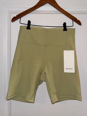 Lululemon High Rise Ribbed Shorts 8” Inseam Green Size 10